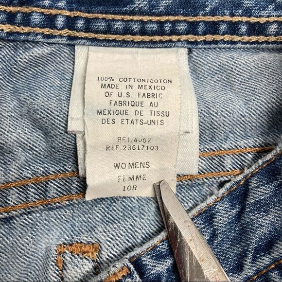 EDDIE‎ BAUER, Women’s Jeans Size 10R, Inseam:30”, Blue, lightly Distressed - Picture 9 of 10